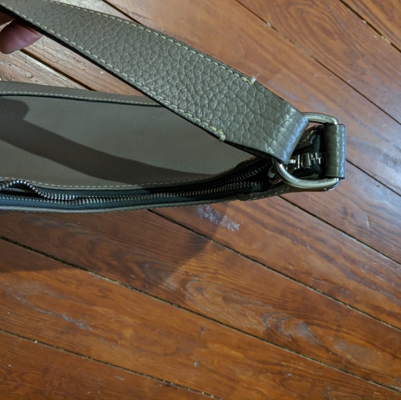 Dooney and Bourke bag gray - Picture 2 of 5